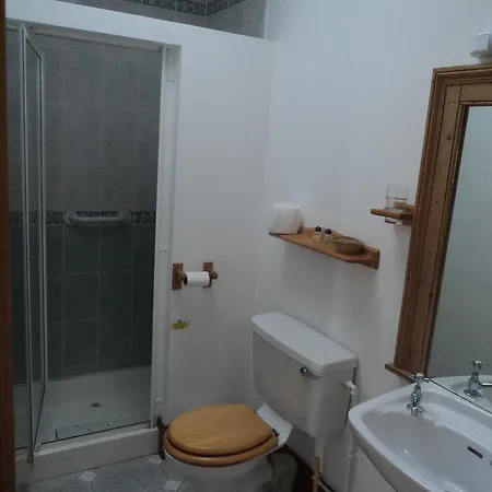 Churchtown Guest Accomodation בית הארחה *